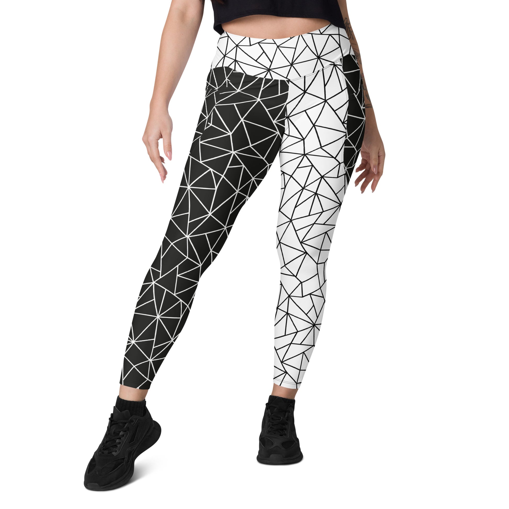 Angular Allure Women's Double Color Leggings With Pockets - FLAKOUT